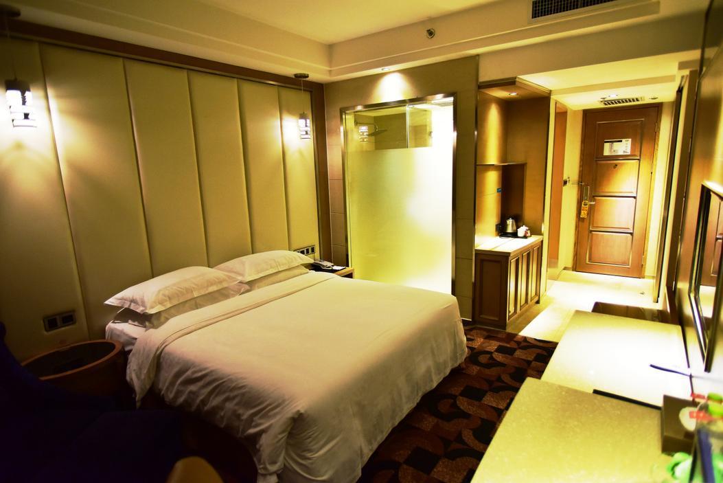 Fuke Jirui Hotel Ουρούμτσι Εξωτερικό φωτογραφία