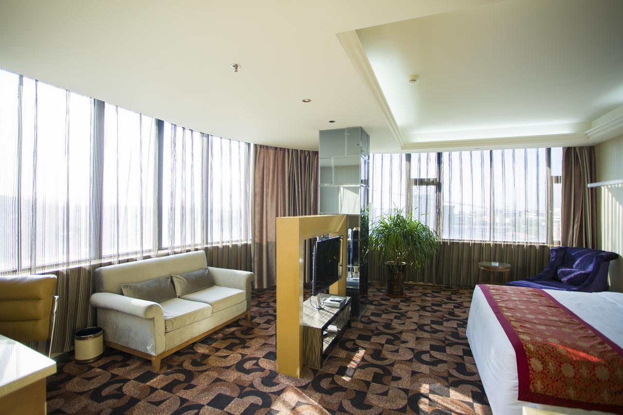 Fuke Jirui Hotel Ουρούμτσι Εξωτερικό φωτογραφία